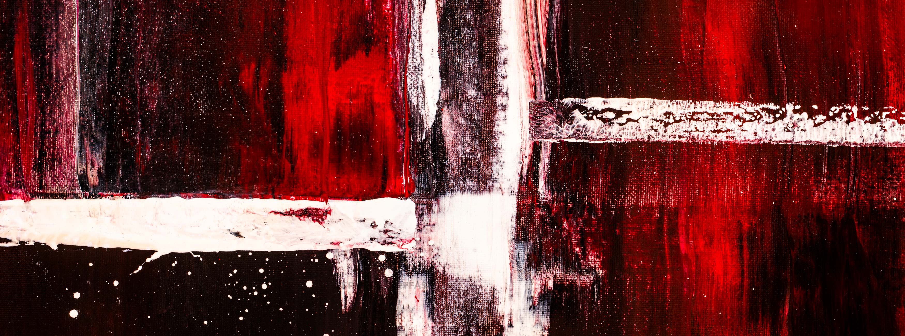 Detail GERMENS Design WHITE CROSS (265)