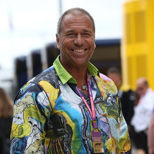 GERMENS Shirt ALNUSO worn by Formula 1 presenter Kai Ebel