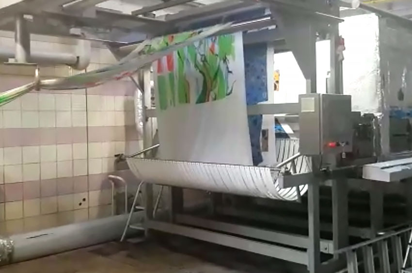 Maschine für das Auswaschen von Farbresten nach dem Textildruckprozess