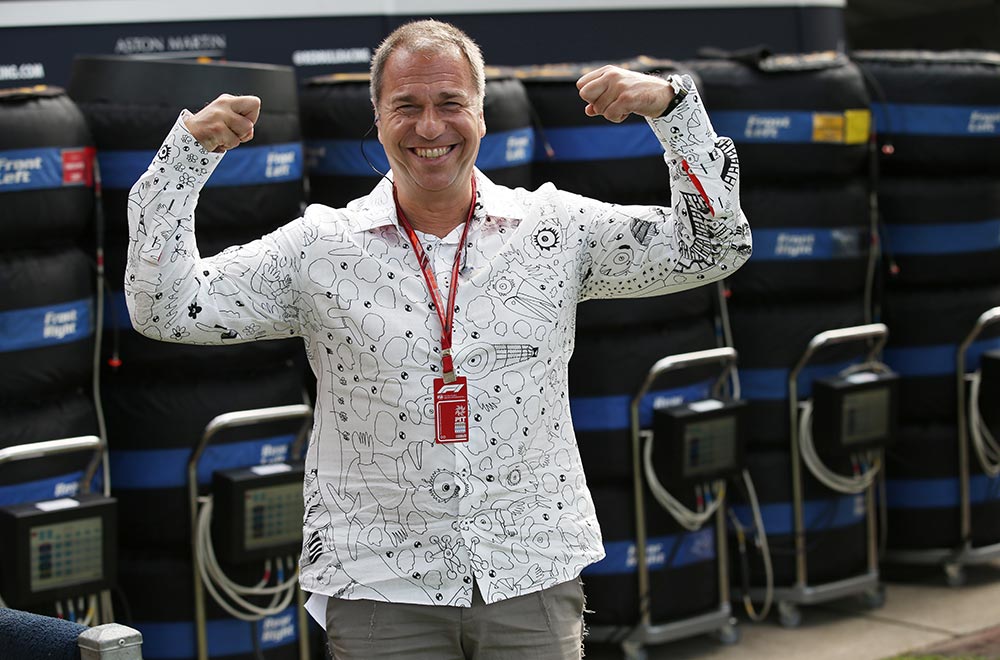 RTL-Moderator Kai Ebel trägt das GERMENS Hemd BANK während der Formel 1 in Melbourne, Australien, 2018. Foto: Russel Batchelor