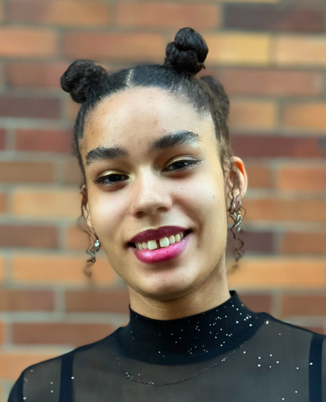 La artista Nayma Paula König, de Chemnitz