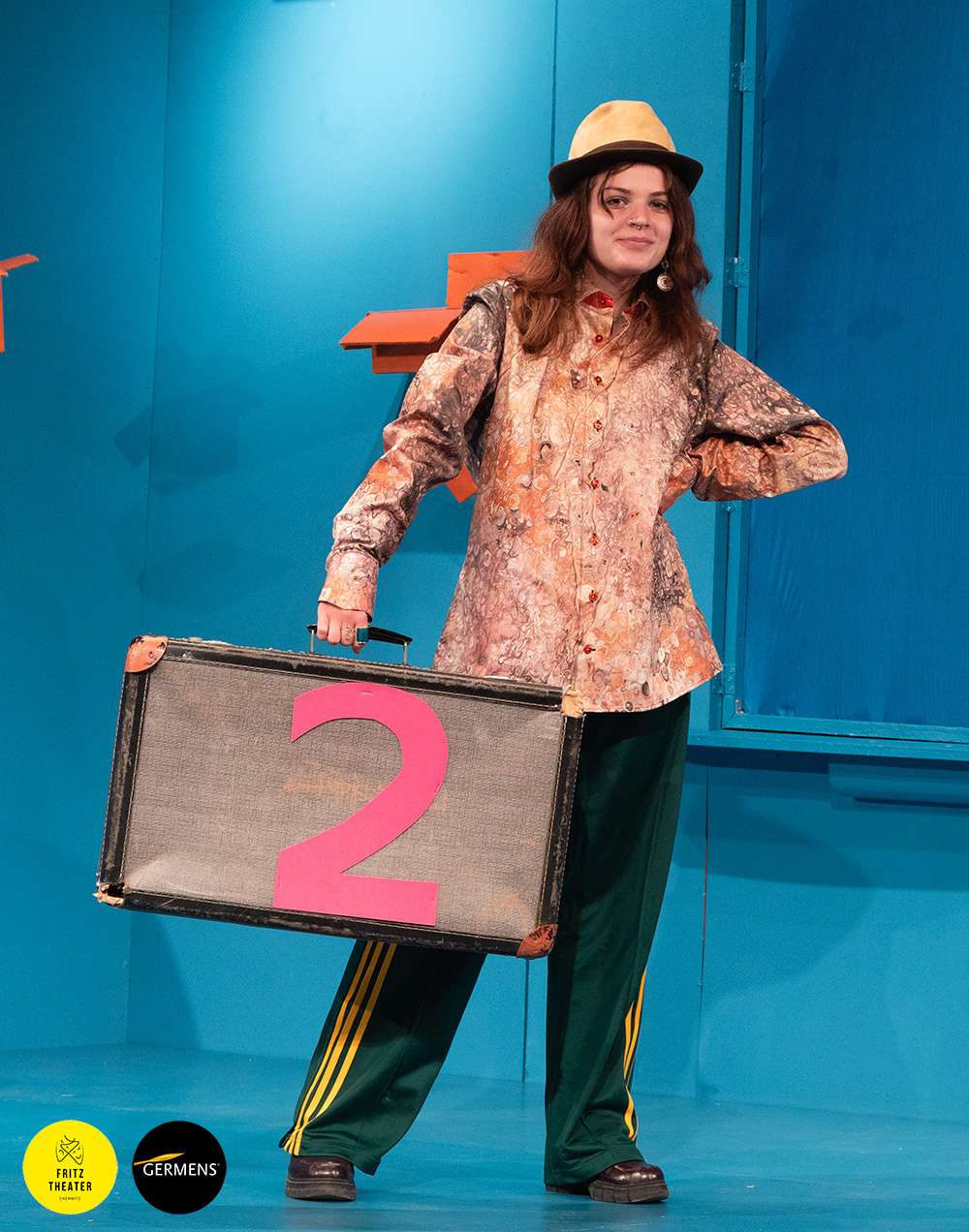 Los 2 en Chemnitz 2025: el Teatro Fritz y GERMENS artfashion - Camisa «Bosque fosilizado de Chemnitz 2»