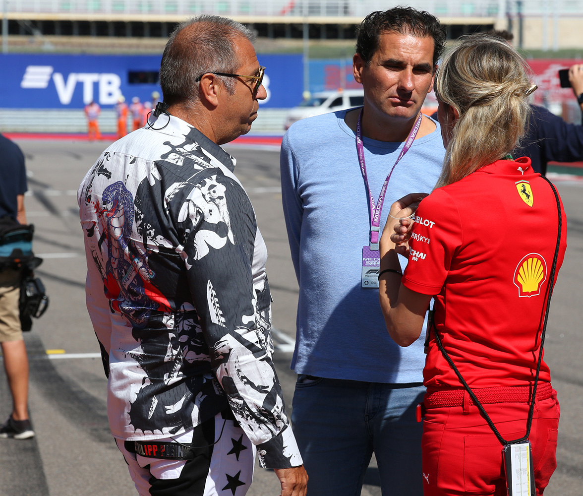 Kai Ebel lleva la camisa COBRA de GERMENS