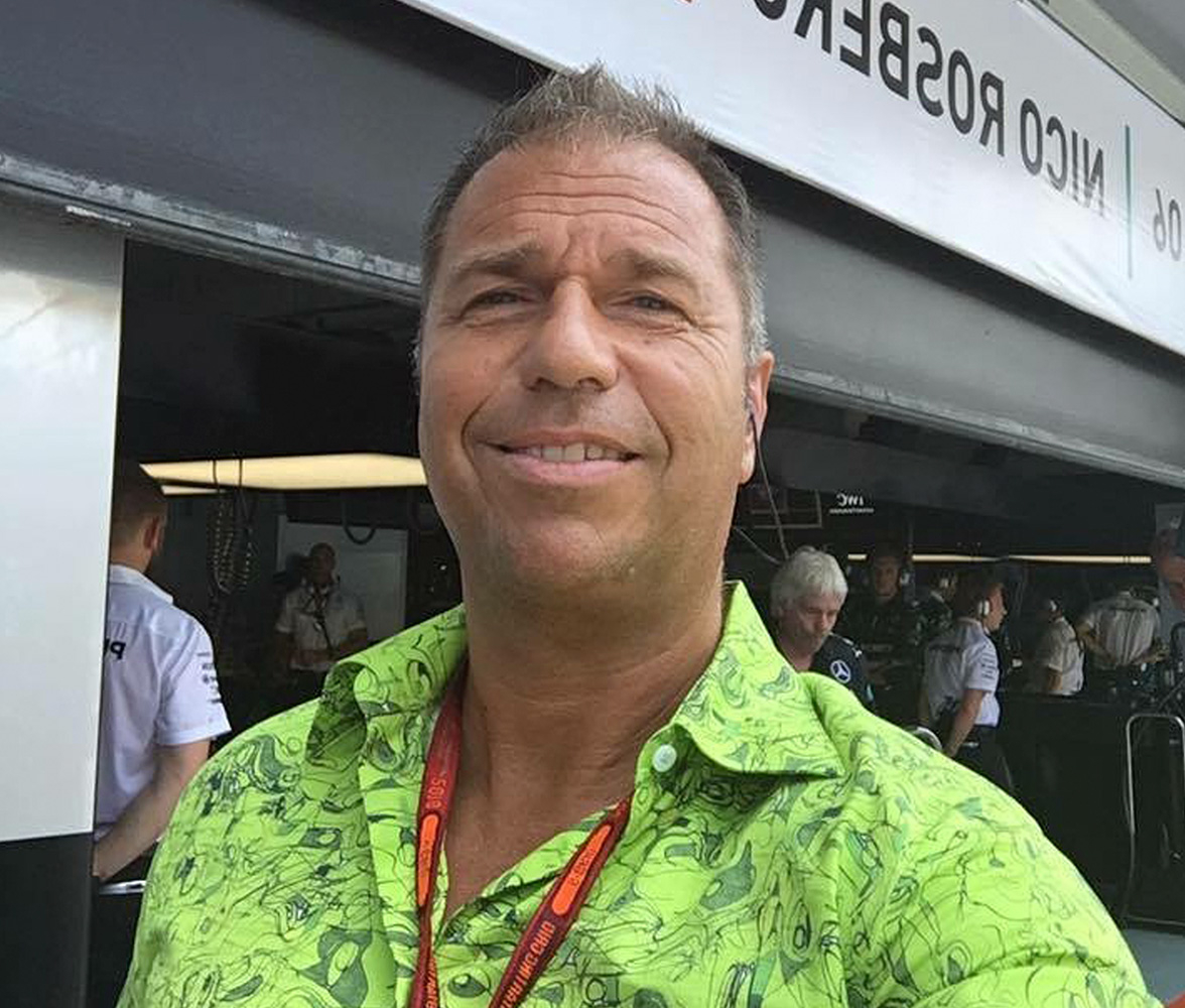 Kai Ebel lleva la camisa GRAVUR LEMON de GERMENS