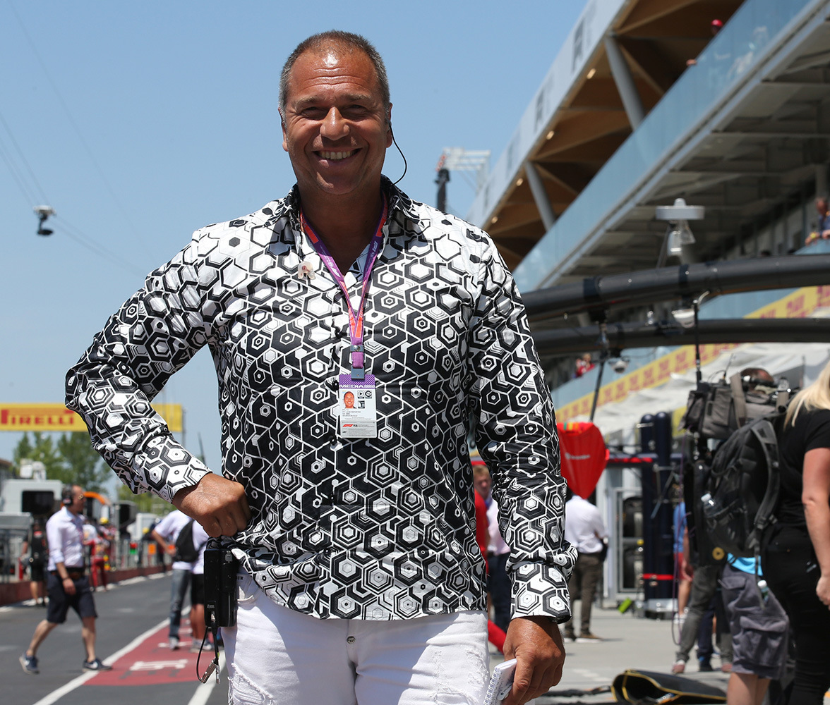 Kai Ebel lleva la camisa HEXAGON ONYX de GERMENS