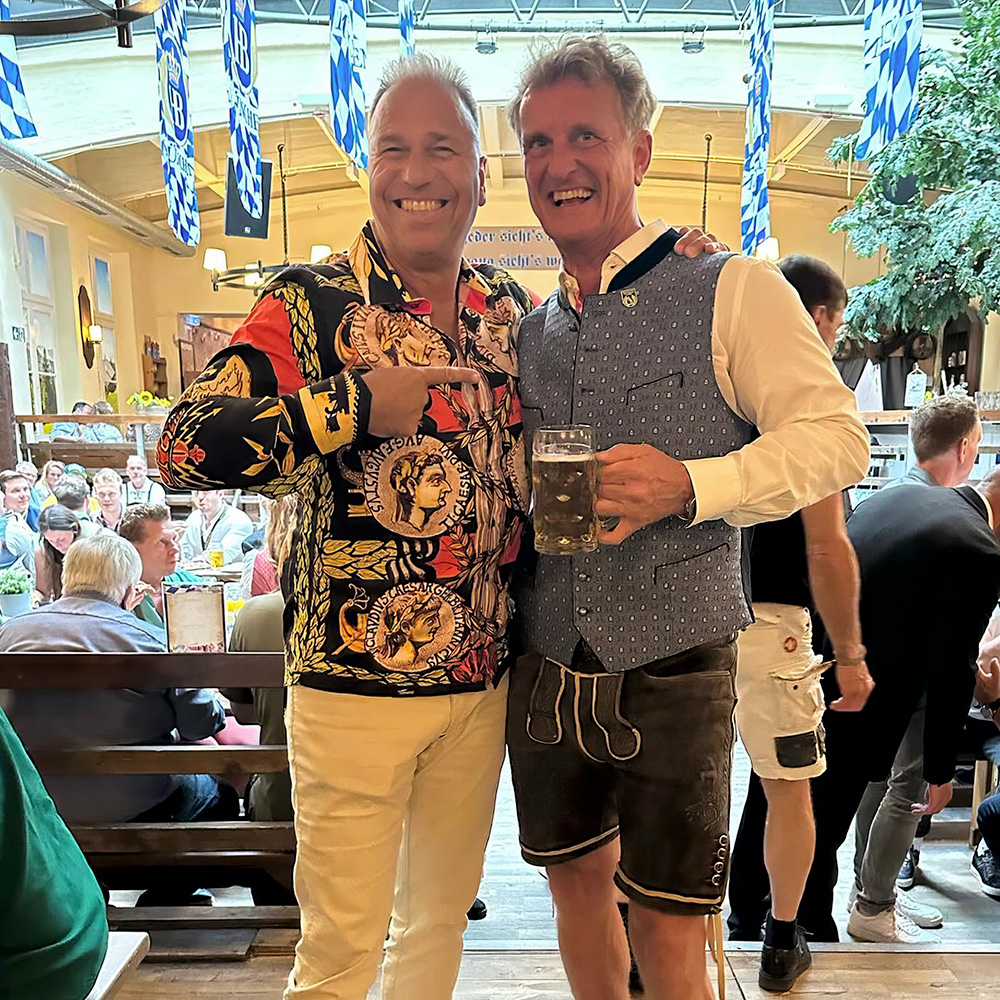 Kai Ebel lleva la camisa IMPERATOR de GERMENS