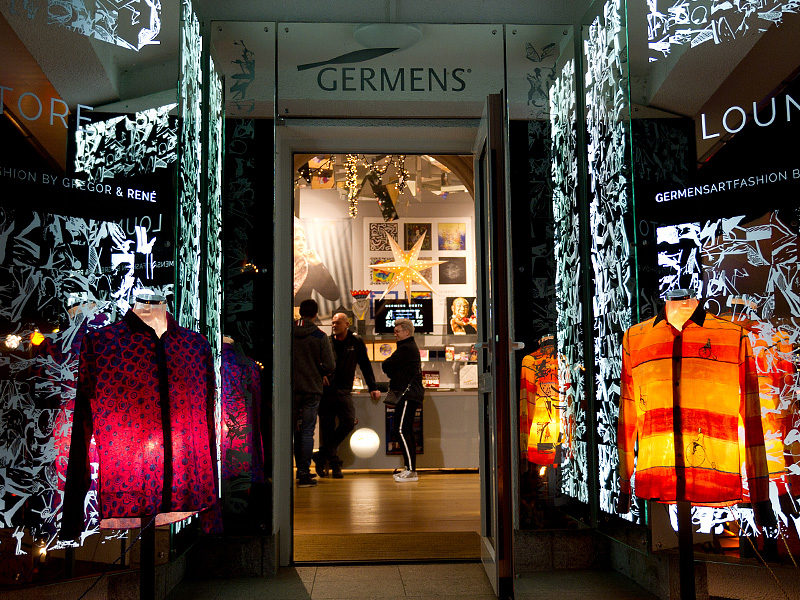 Zona de entrada de la tienda GERMENS en Chemnitz Rabenstein