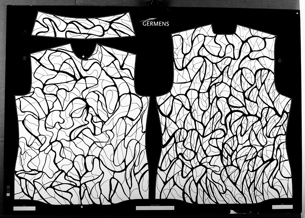 Ilustración de Samet Ünal, del Atelier Blau de Worms, para la camisa GERMENS NETWORK