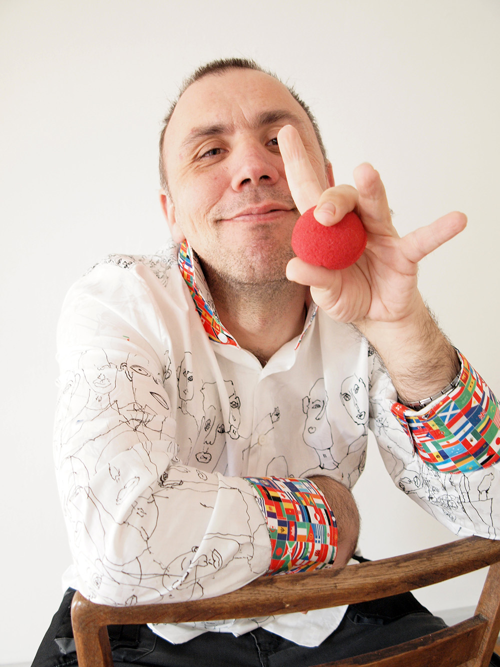 Dany Scholz, del Atelier blau de Worms, con la camisa GERMENS que él mismo ha diseñado
