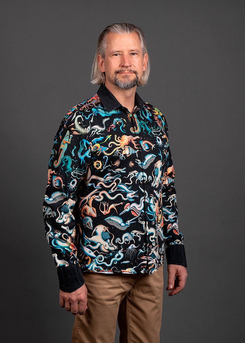 Camisa de colores para hombre DEEPSEA PARTY de GERMENS artfashion - 100 % algodón - Fabricada en Alemania