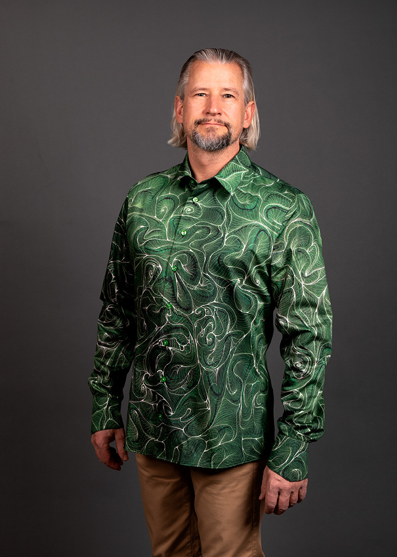 Camisa verde para hombre CONCHIFERA FOREST de GERMENS artfashion - 100 % algodón - Fabricada en Alemania