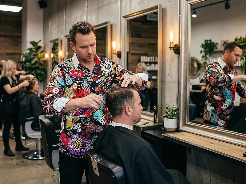 Studio/Salon – Das GERMENS Hemd MAMBO, wenn Stil Teil des Handwerks ist.