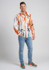 Descubre las coloridas camisas de hombre con botones de DAY NOMAD: 100 % algodón