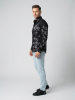 Descubre las camisas de colores para hombre «SCHRÄGE VÖGEL BEI NACHT» - 100 % algodón