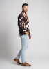 Descubre las camisas de colores para hombre de HETROPOLIS: 100 % algodón