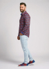 Descubre las camisas de colores para hombre SKULL IN THE ROSE BED - 100 % algodón