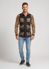 Descubre las camisas de colores para hombre de BAROQUENT: 100 % algodón