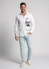 Descubre las camisas de colores para hombre TYPEWRITER KARL MARX WHITE - 100 % algodón