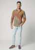 Descubre las camisas de colores para hombre CUBO SUMMER - 100 % algodón