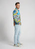 Descubre las camisas de colores para hombre de ARCADES: 100 % algodón