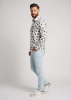 Descubre las camisas de colores para hombre de OSTSEEBUHNE - 100 % algodón