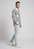 Descubre las camisas de colores para hombre de GREYTRAIN: 100 % algodón