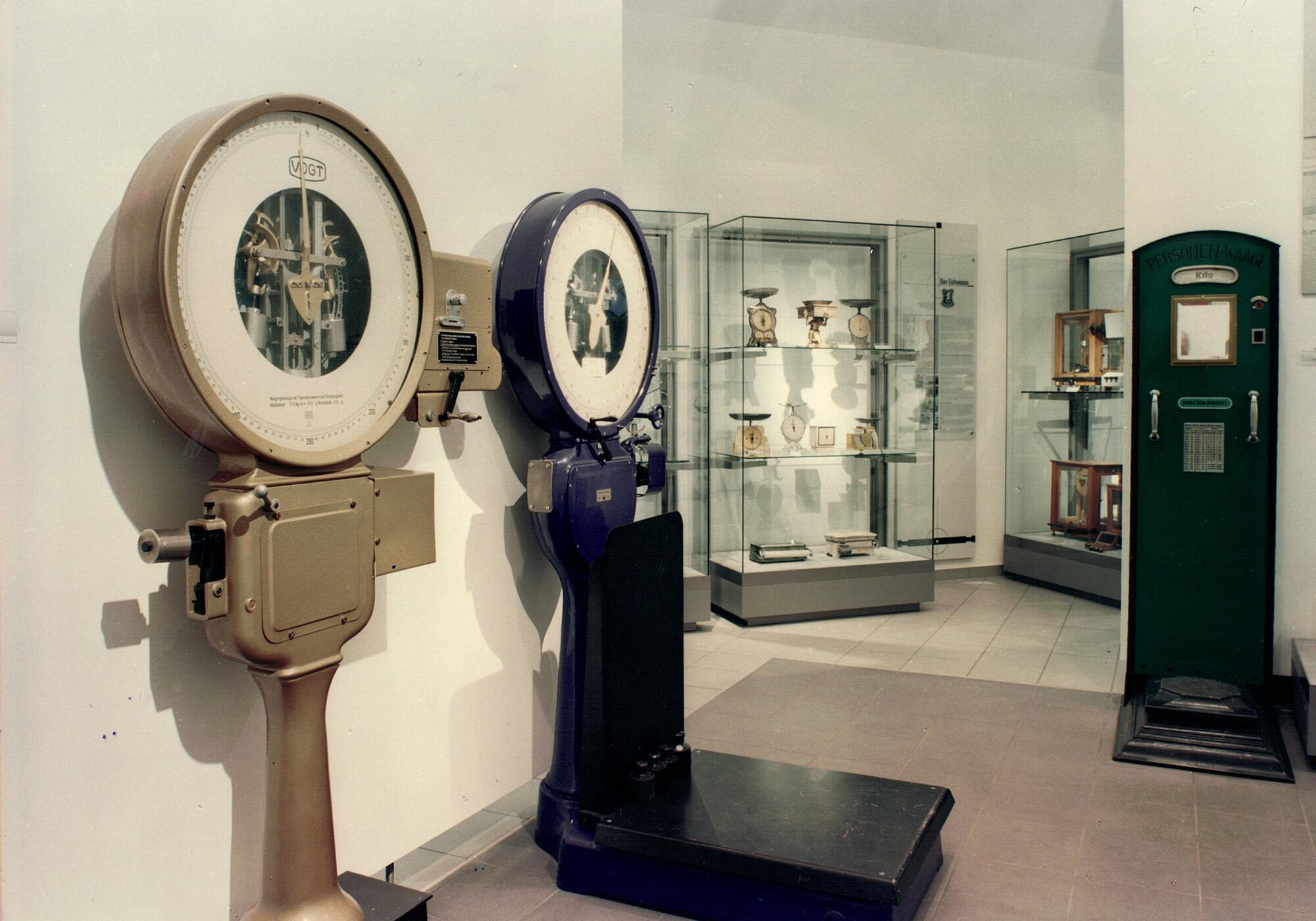 Ausstellung zur Waagengeschichte der Stadt Oschatz in Sachsen