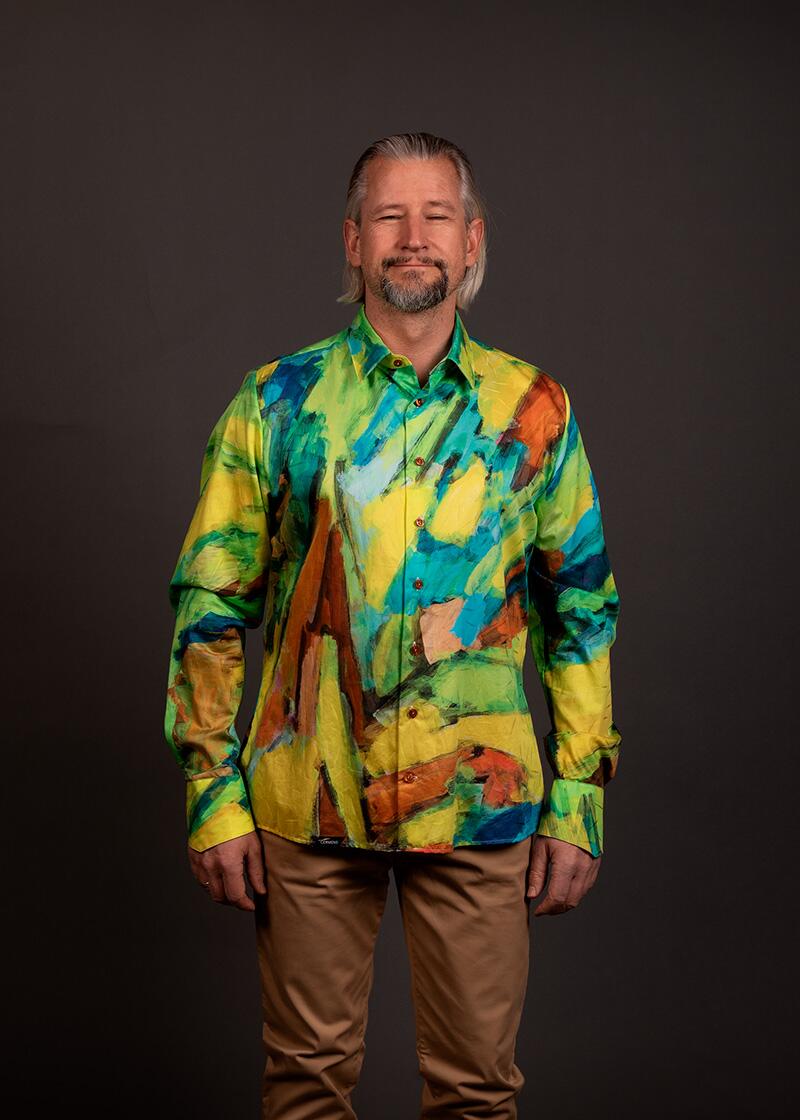 grünes Hemd Herren LANDSCAPE WITH RIVER von GERMENS artfashion - 100 % Baumwolle - Made in Germany