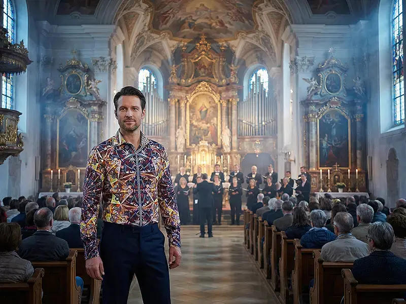 Church concert – understated style with the GERMENS PASA shirt, sophisticated and discreet.