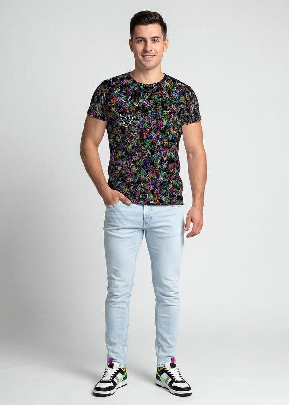 Make a statement for peace with the PEACE! T-shirt from GERMENS.