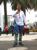 Moderator Kai Ebel trägt die Herrenhose COOBERPEDY von Germens beim Formel 1 Rennen