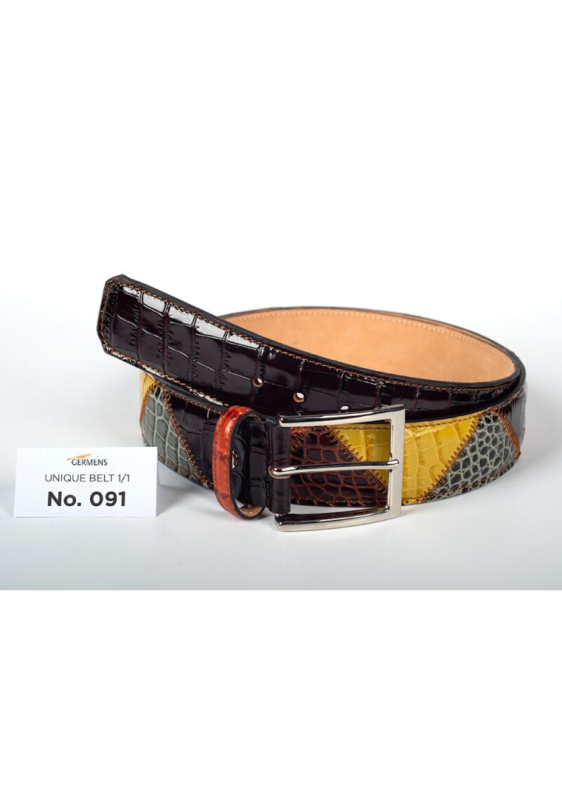 Entdecken Sie den GERMENS Ledergürtel Herren No. 091. Handgefertigt in Mailand aus hochwertigem Rindsleder, einzigartiges Patchwork-Design, exklusiv und limitiert.