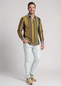 Discover colorful button up shirts for men ALPHA CENTAURI...